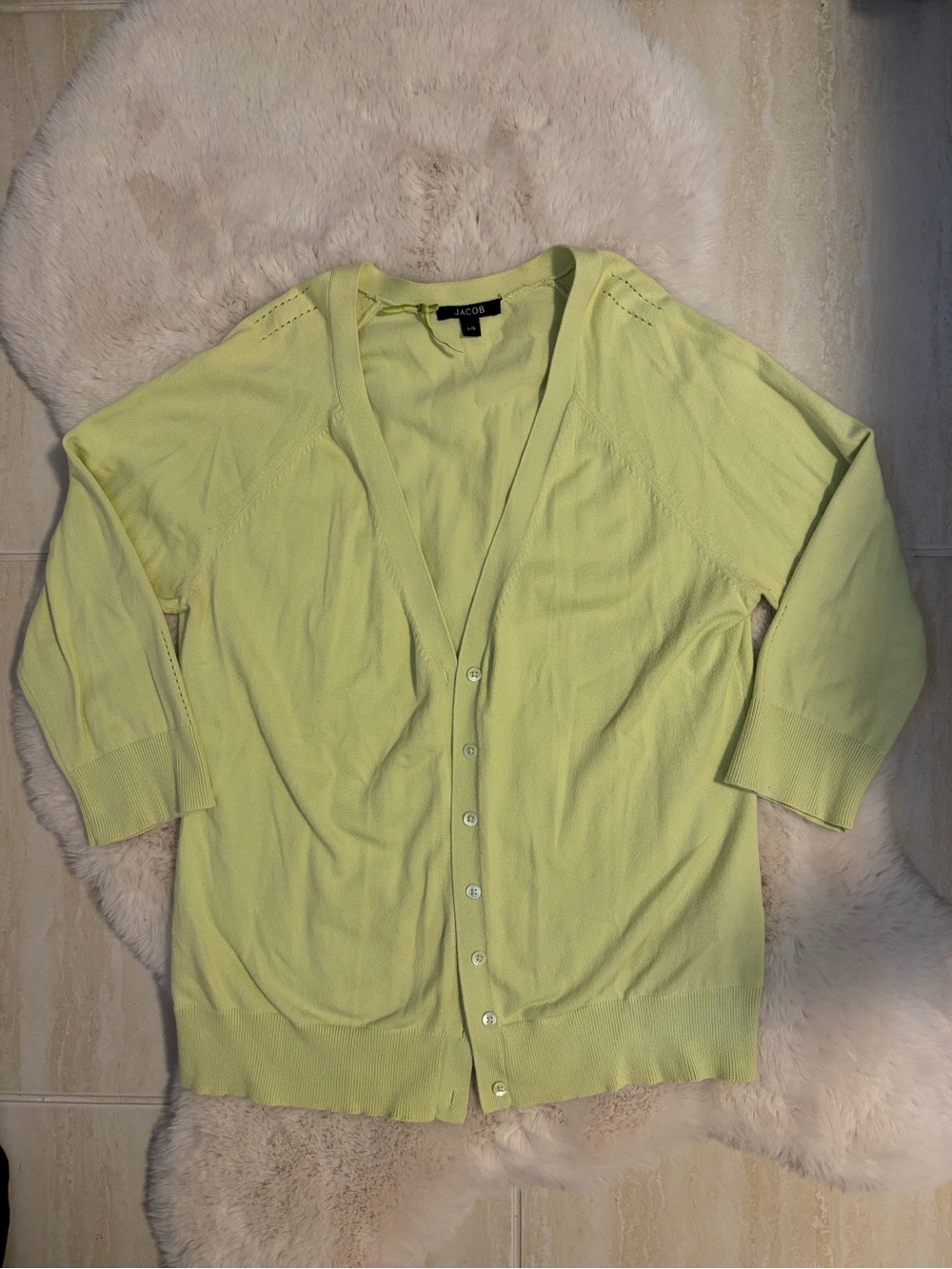 Pastel Green V-Neck Button Cardigan with 3/4 sleeves